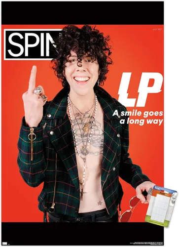Vista 10 de Trends International SPIN Magazine - Póster de pared LP 21, 14.725 x 22.375 pulgadas, versión enmarcada de madera de granero