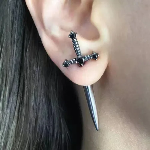 Vista 2 de Pendientes de espada gótica, estilo punk, aretes de daga de cristal con diamantes de imitación, joyería gótica de Halloween, joyería caprichosa A1
