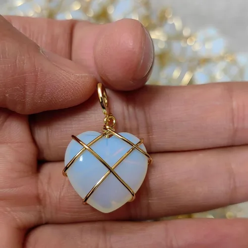 Vista 2 de MGBISYI Collar de castillo de diamantes de moda, collar de corazón de piedra de nacimiento para mujeres y niñas (2 piezas), Cadena de cristal