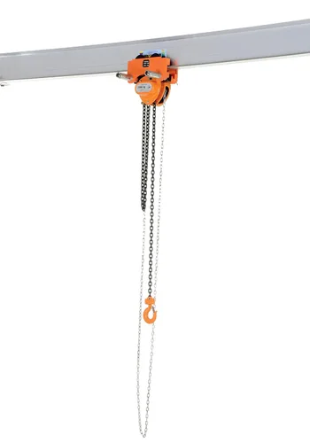 Vista 2 de Vestil LOW-4P - Polipasto de cadena combinado con espacio libre de empuje bajo, capacidad de 4000 libras, brida de haz I de 3-1/2 "- 8