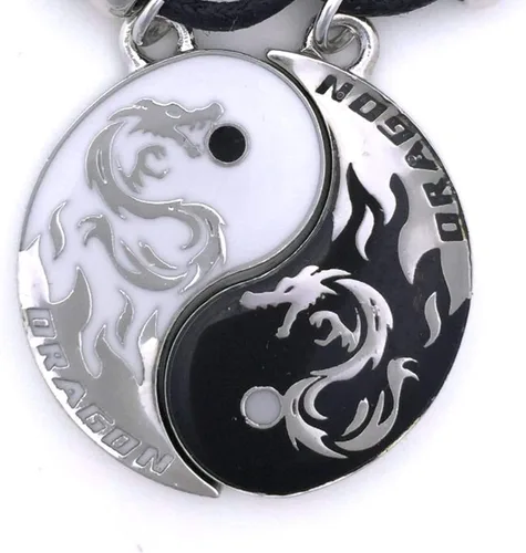 Vista 2 de Tapp Collections Set de 2 colgantes Yin Yang dragón.