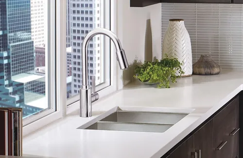 Vista 6 de Moen Genta LX - Grifo de cocina moderno cromado de una sola manija con rociador extraíble, cabezal de acoplamiento reflectante, grifo para fregadero