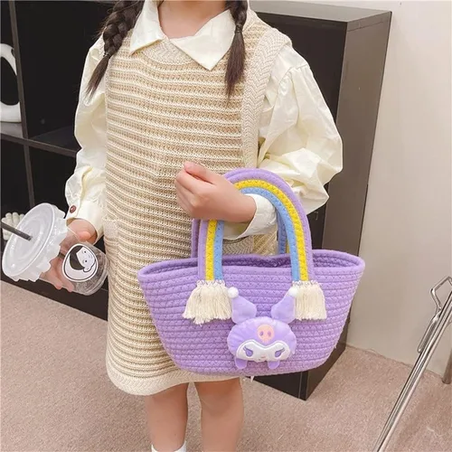 Vista 4 de Kuromi - Bolso de paja con borla para viajes de niños, Púrpura