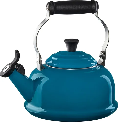 Vista 8 de Le Creuset Tetera silbante de acero esmaltado, 1.7 cuartos de galón, color cereza