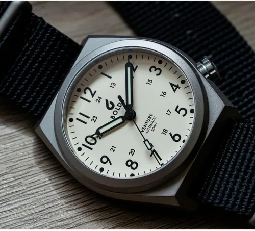Vista 2 de BOLDR Reloj Venture Ivory White, NegroBlanco, NegroBlanco
