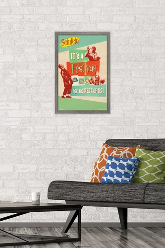 Vista 2 de Trends International Seinfeld - Póster de pared Festivus, 14.725 x 22.375 pulgadas, versión enmarcada de madera de granero