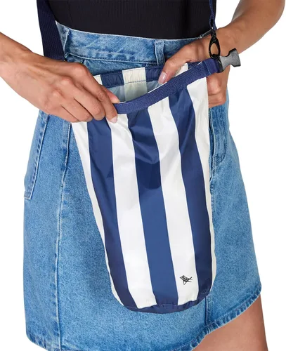 Vista 5 de Dock & Bay Bolsa seca impermeable mediana – Capacidad de 5 litros, bolsa impermeable con clasificación IP66 con cierre superior enrollable y clip