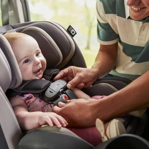 Vista 34 de Safety 1st EverSlim - Asiento de automóvil convertible 4 en 1, clip de pecho SecureTech, ultra delgado, 4 modos de bebé a refuerzo, asiento