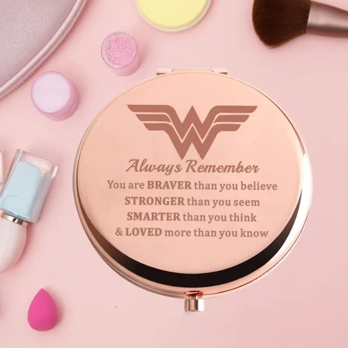 Vista 7 de KEYCHIN Heroine - Espejo de bolsillo para fanáticos de Diana, regalo You are Braver Stronger Smarter Than You Think Heroine - Espejo compacto