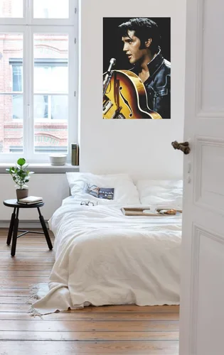 Vista 2 de BUY ART FOR LESS Póster de Elvis Presley con licencia oficial de Elvis Presley, The King of Rock and Roll, 36 x 24 pulgadas, impresión decorativa