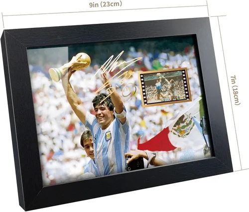 Vista 6 de sufenvera Póster enmarcado de Maradona firmado, collage de fotos de película de Maradona, regalos para fanáticos del balón de fútbol en cumpleaños