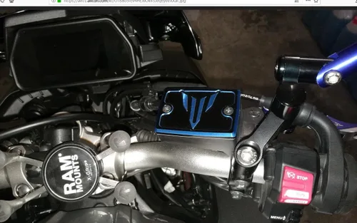 Vista 6 de Cubierta de depósito de líquido de freno delantero para motocicleta CNC compatible con MT07 MT-07 FZ07 FZ-07 MT10 FZ10 MT-10 FZ09 FZ-09 MT09 MT-09