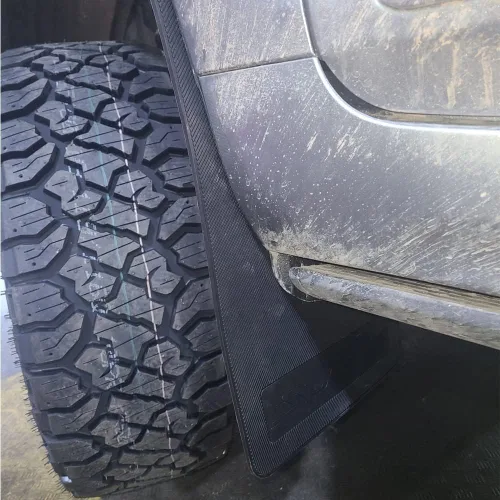Vista 4 de 4 piezas de aletas de barro universales para coche, guardabarros de goma, protectores de salpicaduras de goma para aletas de barro universales