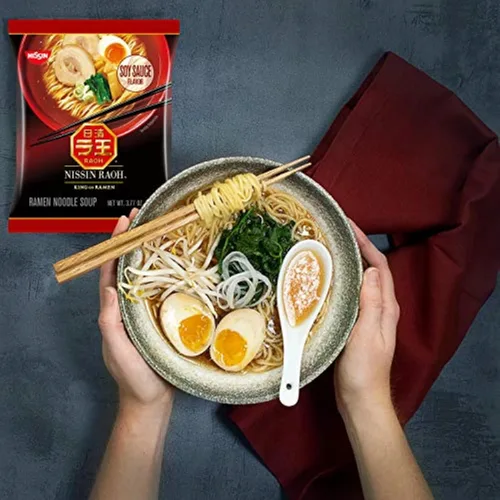 Vista 4 de Nissin RAOH - Sopa de fideos ramen, salsa de soja, 3.77 onzas (paquete de 6)
