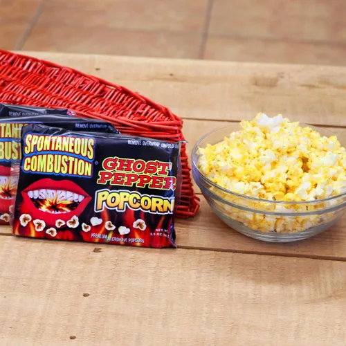 Vista 3 de Spontaneous Combustion Bolsas de palomitas de maíz para microondas Ghost Pepper – 1 paquete – Palomitas de maíz gourmet picantes – Palomitas de maíz