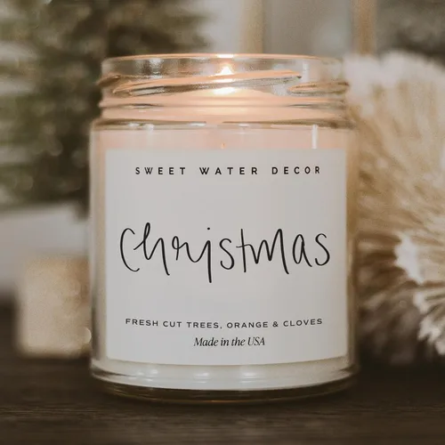 Vista 7 de Sweet Water Decor Vela perfumada de Navidad con aroma a canela, árboles, naranja y clavo - Vela de invierno perfumada - Velas de Navidad