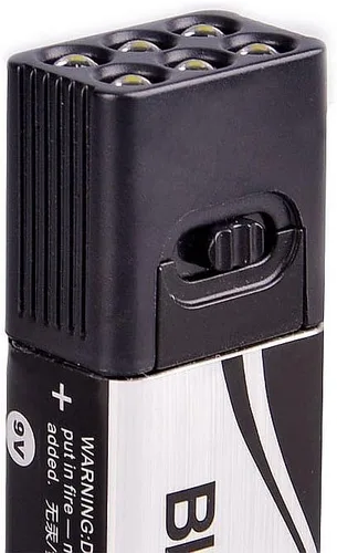 Vista 5 de Lixada Mini linterna LED ultrabrillante de mano, compacta, impermeable, portátil, 3 modos de luz, perfecta para camping, senderismo, emergencia