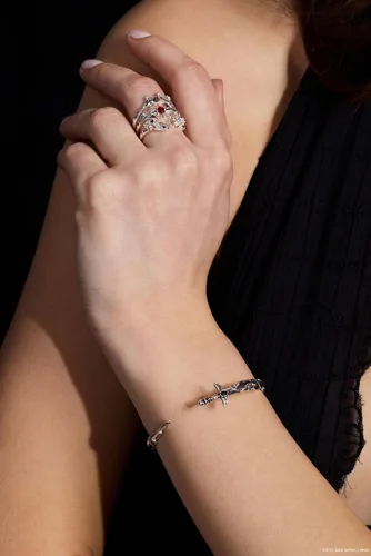 Vista 9 de Alex and Ani Pulseras A Court of Thorns and Roses®