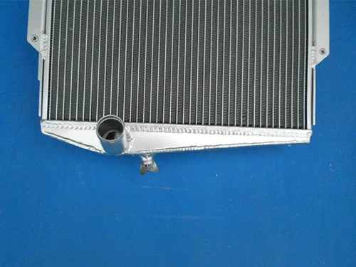 Vista 5 de Radiador de aluminio de 3 hileras para Datsun Roadster Fairlady MT 1966-1970 1967 1968 1969