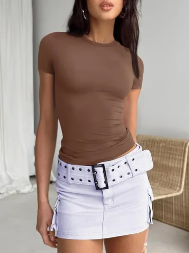 Vista 3 de Trendy Queen Camisetas básicas para mujer, cuello redondo, manga corta, lindas camisetas de verano, ajustadas, ropa Y2K