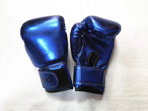 Vista 2 de SSDXY Guantes de boxeo para niños de dibujos animados artes marciales mixtas guantes de entrenamiento de boxeo de piel sintética para niños y niñas