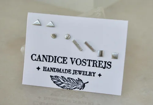 Vista 5 de Juego de pequeños aretes de tuerca con forma geométrica, pequeños aretes de plata esterlina, segundo piercing, tercer piercing, caramelo de oreja
