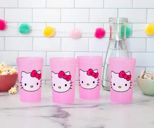 Vista 3 de Silver Buffalo Sanrio Hello Kitty - Paquete de 4 vasos de plástico que cambian de color, 15 onzas