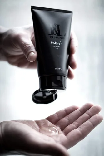Vista 3 de Lock & Loaded Bedrock - Gel para el cabello de fijación dura, agarre fuerte, gel para peinar no escamoso o graso, todo tipo de cabello