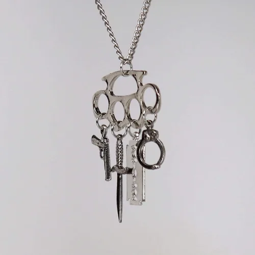 Vista 6 de Real Metal Knucks Charm - Collar con colgante de plata con cuatro mini dijes adicionales Metal
