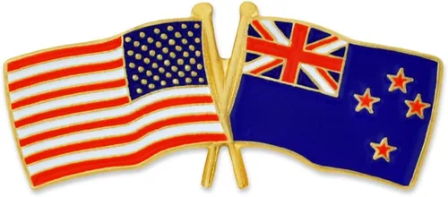 Vista 28 de PinMart Pin de solapa esmaltado con bandera de la amistad cruzada de Estados Unidos y el mundo