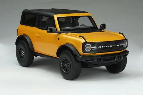 Vista 4 de GT Spirit Ford Bronco Wildtrak 2021, Cyber Orange Metallic US044 - Auto de juguete de resina a escala 1/18