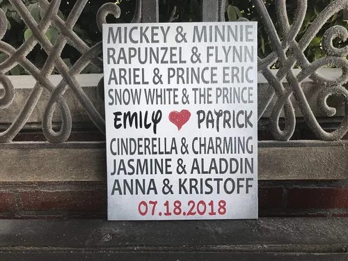 Vista 7 de Cartel personalizado con temática de Disney, regalo de boda, lienzo personalizado, parejas de Disney, personalizado para novia y novio, gran regalo