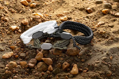 Vista 3 de MVMT Pulsera tejida para hombre