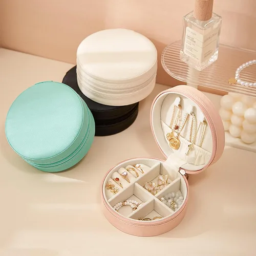 Vista 6 de CASEGRACE Joyero de viaje, pequeño joyero para mujer, mini organizador de joyas portátil con cremallera para anillos, aretes, collares, pulseras