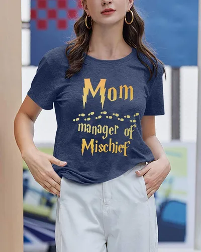 Vista 4 de Camiseta divertida para mujer, camiseta de gerente, camiseta fantástica para mamá, camiseta mágica para el día de la madre