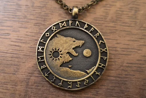 Vista 13 de Collar Yin Yang para hombre, joyería colgante de alta calidad de aspecto antiguo, regalos de Yin Yang, joyería vikinga para hombres