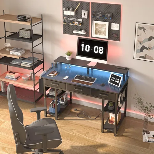 Vista 4 de Lufeiya Escritorio para juegos con luces LED y tomas de corriente, escritorio de oficina en casa de 47 pulgadas con soporte para monitor y estantes