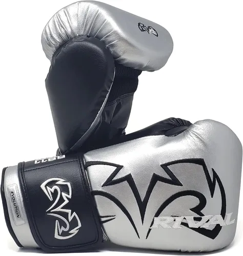 Vista 8 de Guantes de saco pesado RIVAL Boxing RB11 Evolution, con espuma de alta densidad que transmite potencia y exterior de microfibra