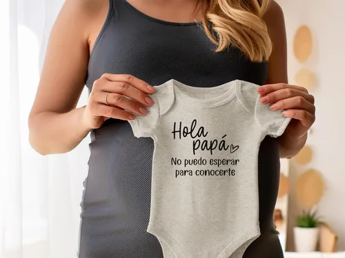 Vista 4 de Hola Papá Anuncio de Embarazo en Español Bodysuit para bebé - Regalo para el nuevo papá por ser - Regalo sorpresa para el nuevo papá