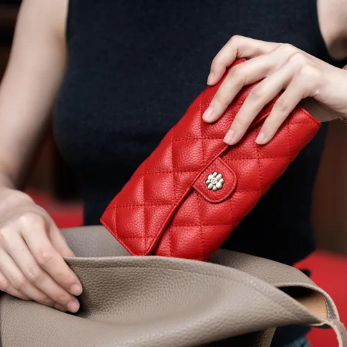 Vista 8 de XINNSTAR Cartera para mujer con bloqueo RFID de gran capacidad, cartera larga para mujer con bolsillo de muñeca, con ventana para tarjeta