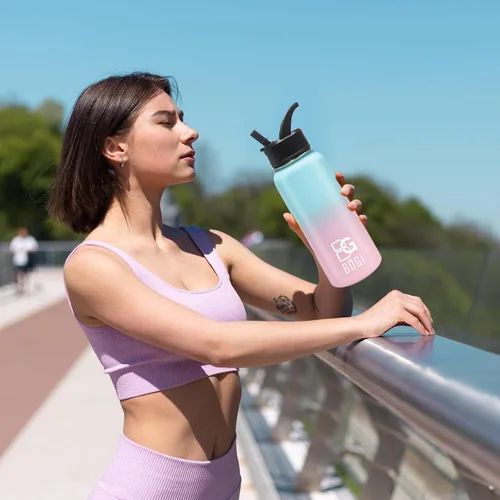 Vista 8 de BOGI Botella de agua aislada de 40 onzas, botella de agua de acero inoxidable al vacío de doble pared con popote y 3 tapas, a prueba de sudor