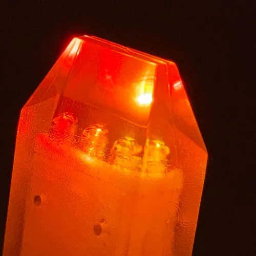 Vista 3 de Kit de prisma de 4 facetas con luces de llama, luces LED ámbar naranja y rojo, funciona con pilas, paquete de 2 para efectos especiales, iluminación