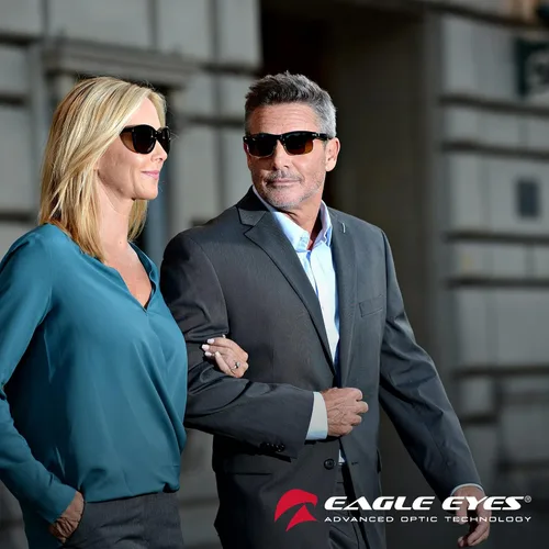 Vista 3 de Eagle Eyes Park Street - Gafas de sol polarizadas con lentes degradadas, 99.9% de protección UV, Negro