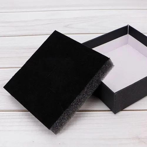 Vista 3 de Sdootjewelry Cajas de joyería negras a granel, 24 paquetes, caja de regalo para joyas con espuma, cajas de joyería pequeñas para regalos, 3.5 x 3.5