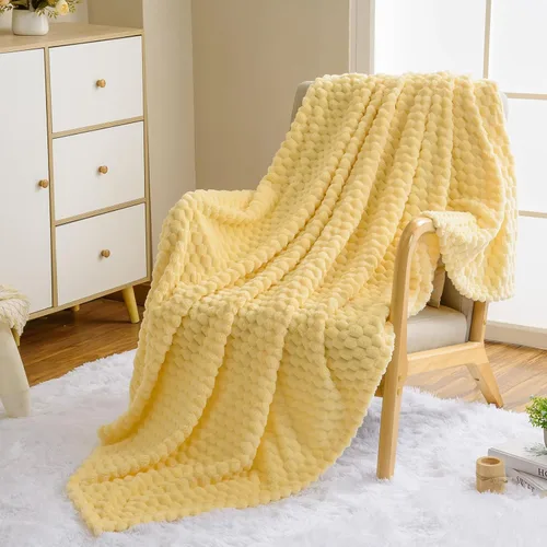 Vista 70 de Vessia - Manta de forro polar de franela (50x70 pulgadas), manta 3D de jacquard negra, esponjosa y cálida para sofá, sillón, cama, silla, 300GSM