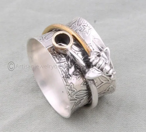 Vista 4 de Anillo de plata giratorio, anillo de plata 925, anillo hecho a mano, anillo de plata martillada, anillo de plata giratoria, anillo giratorio