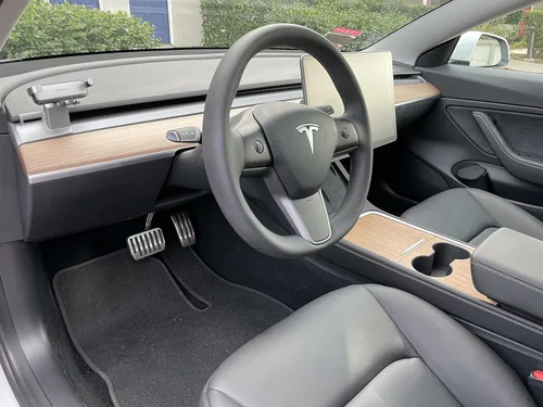 Vista 3 de Oznium X - Envoltura de vinilo para consola central para Tesla Model 3 e Y, estilo madera 2021