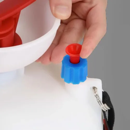 Vista 4 de Válvula de alivio de presión PP Accesorio de válvula de seguridad automática para pulverizador de mochila 3L/5L/8L (rojo azul)