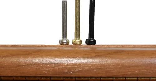 Vista 5 de WE Games Juego de 6 clavijas de metal estándar con bolsa de terciopelo (3 latón, 3 plateadas)