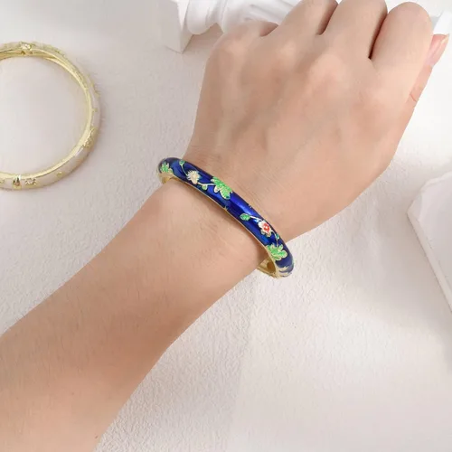 Vista 3 de Pulsera de flores vintage Chinoiserie Cloisonne para verano, elegante, vibrante, joyería étnica, regalos para mujeres, mejor amiga, mamá, hermana